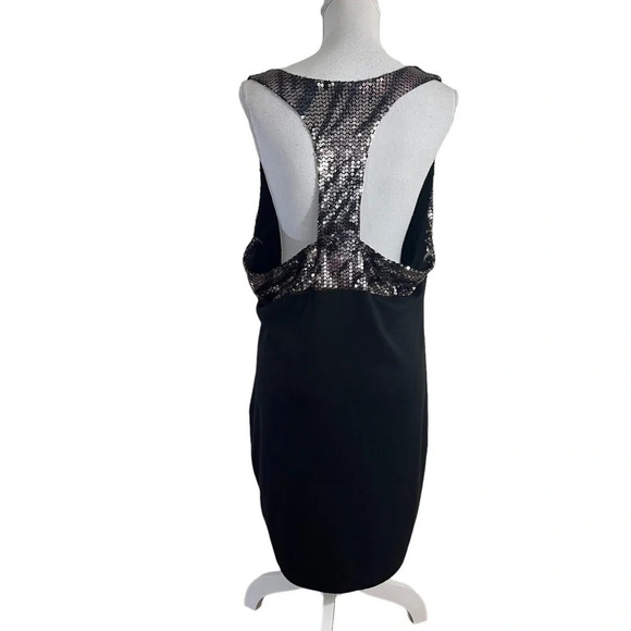 Fashion to Figure Black Dress Silver Sequins Plus Size 3X Racerback Knee Length - Picture 3 of 8